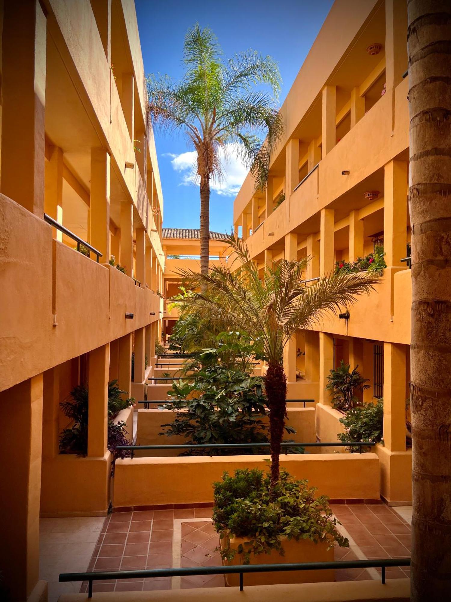 2-bed Apartemen Marbella